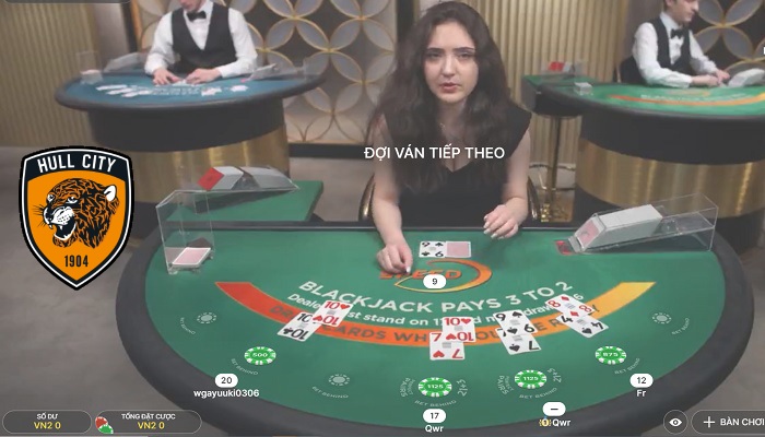 Chơi bài poker online